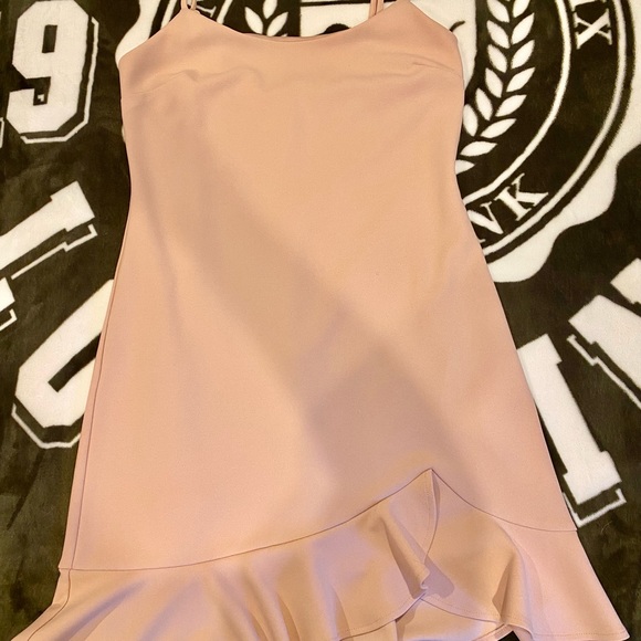 Forever 21 Dresses & Skirts - Light pink dress